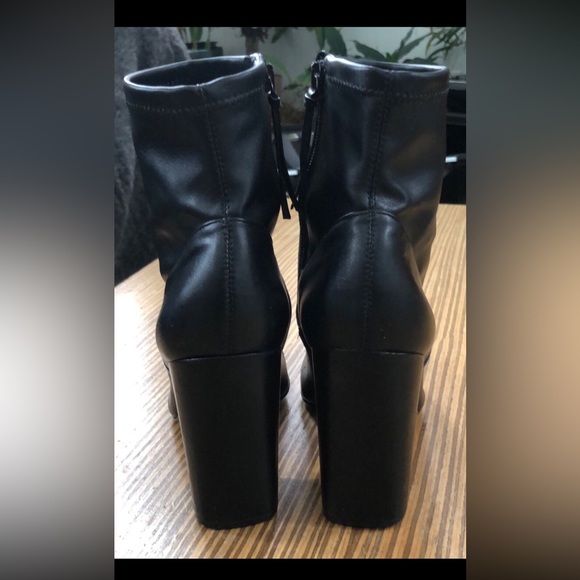 Rebecca Minkoff Black Bojana Block Heel Booties 9.5 - Picture 4 of 10